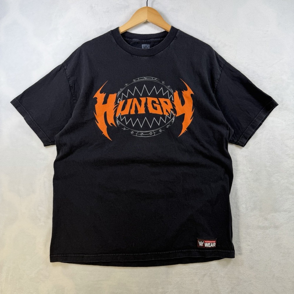 Authentic Wear WWE T-shirt Black Hungry Logo Mens Size XL